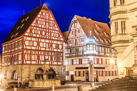 Rothenburg o. d. T.  bei Nacht 